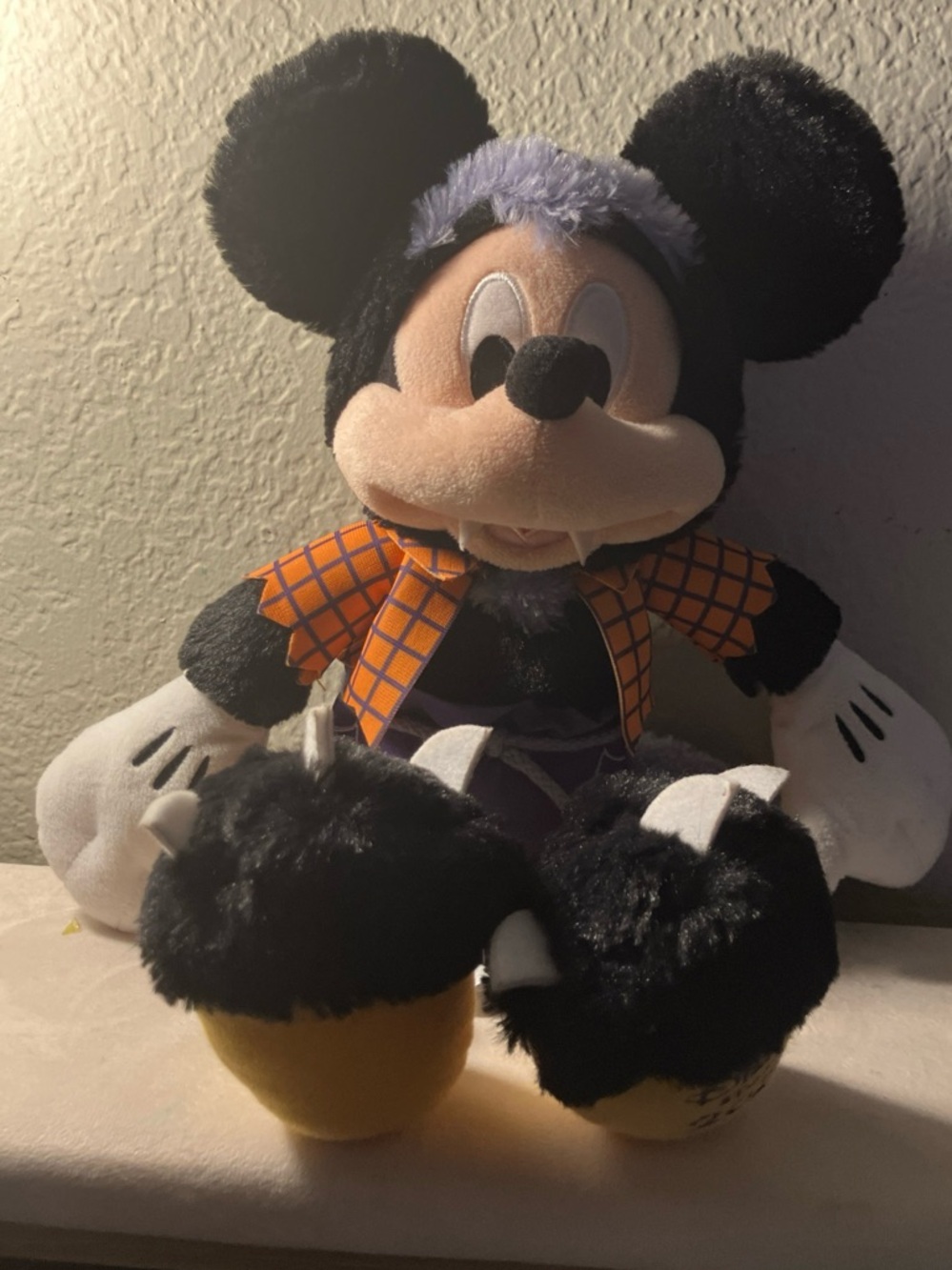Disney 2019 Halloween Mickey Mouse 13-Inch Plush [Werewolf]